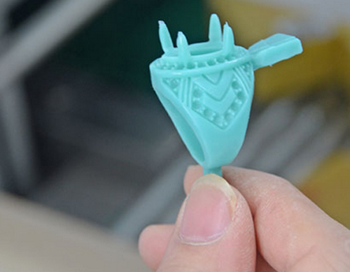 節(jié)能型微熱冷凍式除濕干燥設(shè)備